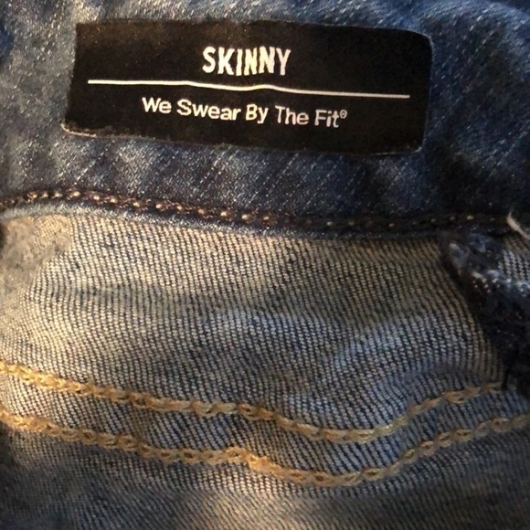 Torrid Skinny Stretch Jean Size 26X30 Med Blue 5 Pocket Casual - Picture 4 of 7